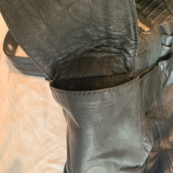 Black leather goth style purse in lamb skin with metal hexagon studs. - Picture 8 of 8